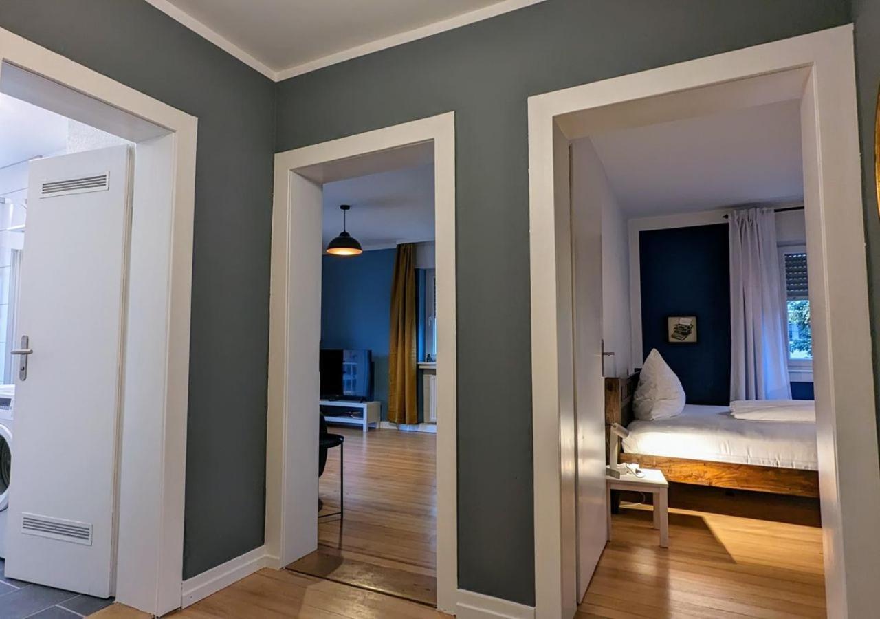 65Qm Altbaucharme Mit Zwei Balkonen Apartman Karlsruhe Kültér fotó